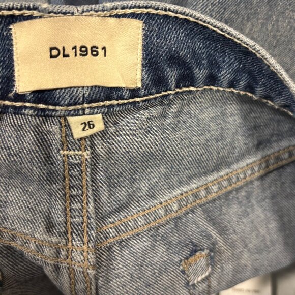DL1961 Drew Straight-Leg Jeans Womens Size 26 Medium Wash - Picture 7 of 8